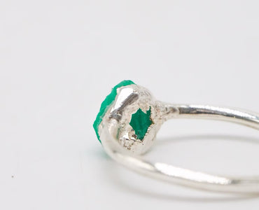 Anillo básico plata 925 esmeralda fusión