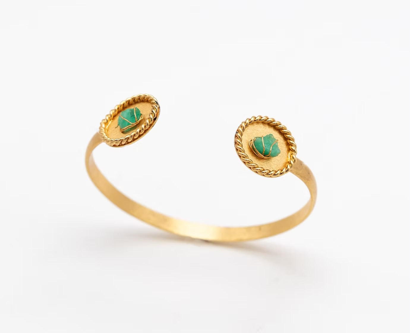 Double Circle Bracelet Emerald Wire Braid