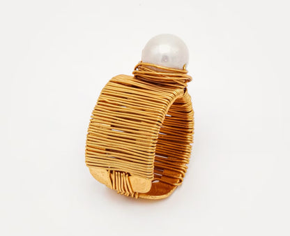 Anillo alambrado perla - RAÍCES Collection