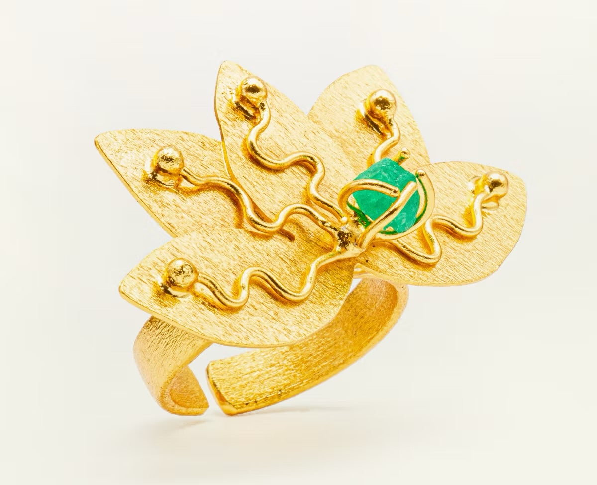 Anillo flor de loto Esmeralda