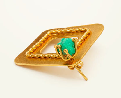Replaceable square emerald mole