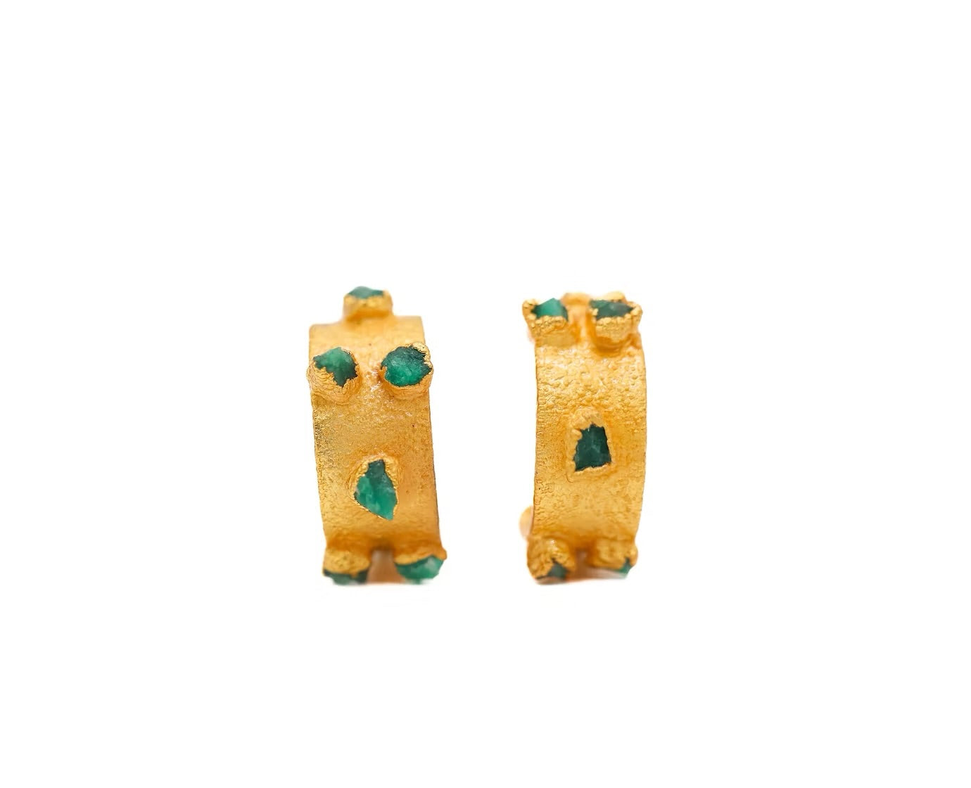 Medium Flat Hoop Earrings 7 Emeralds