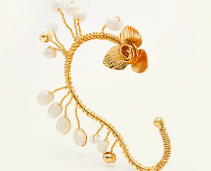 Earcuff tejido perlas