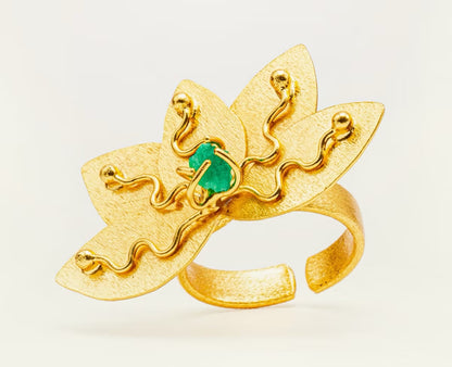 Anillo flor de loto Esmeralda