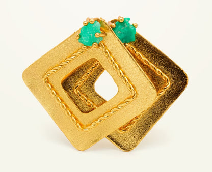 Replaceable square emerald mole