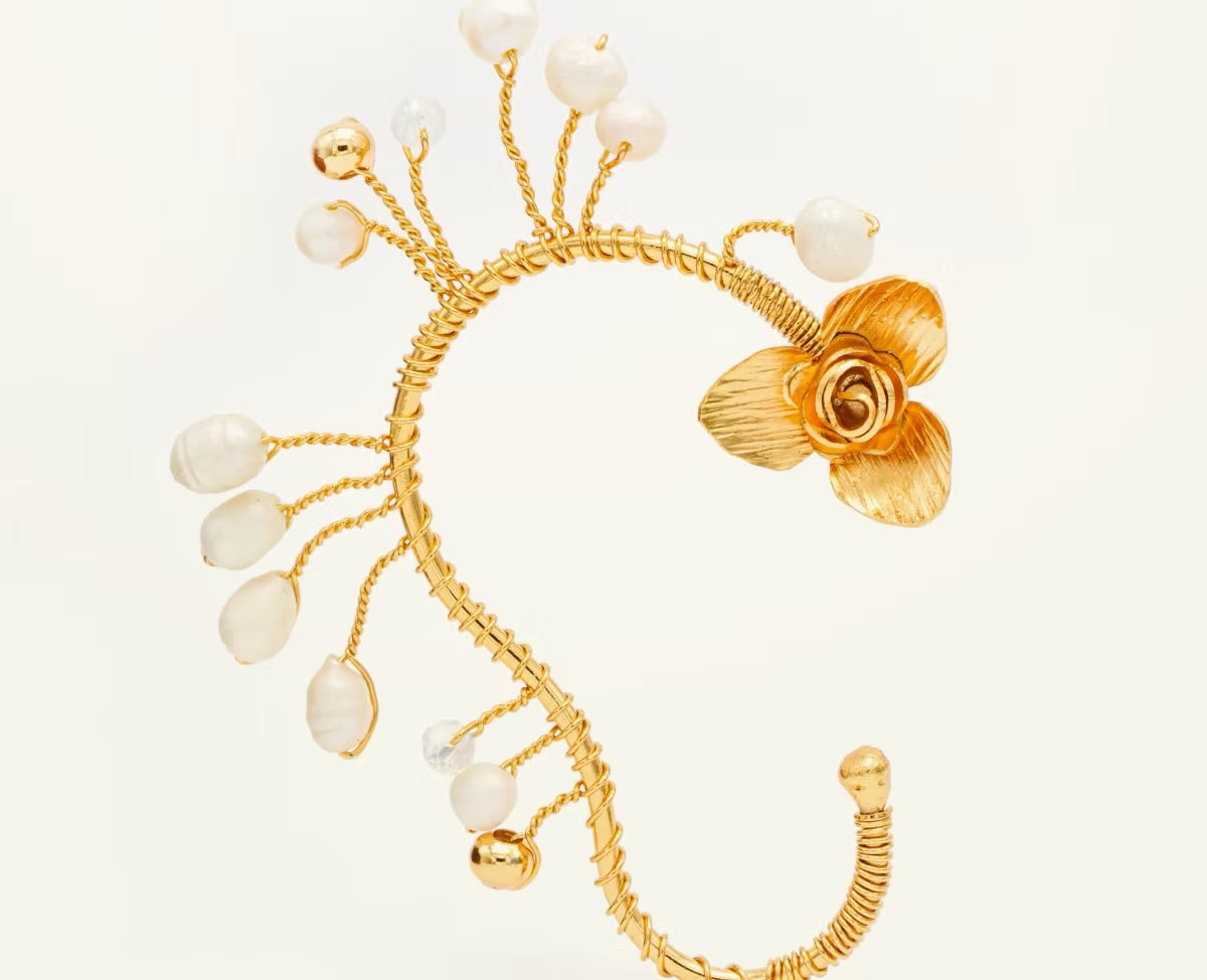 Earcuff tejido perlas