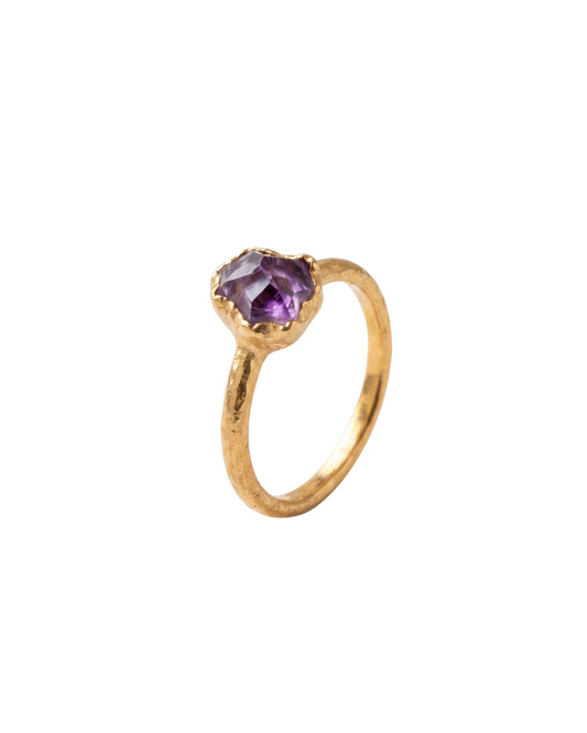 ANILLO BÁSICO CON AMATISTA FUSIÓN
