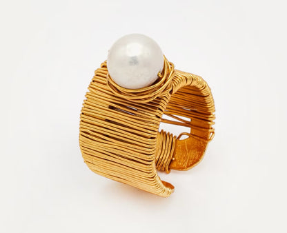 Anillo alambrado perla - RAÍCES Collection