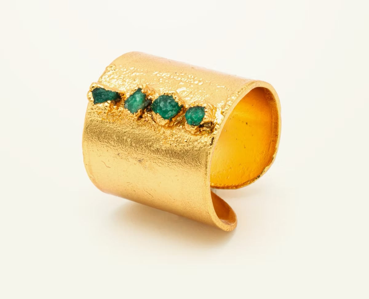 Anillo base ancha 5 esmeraldas - FUSIÓN Collection