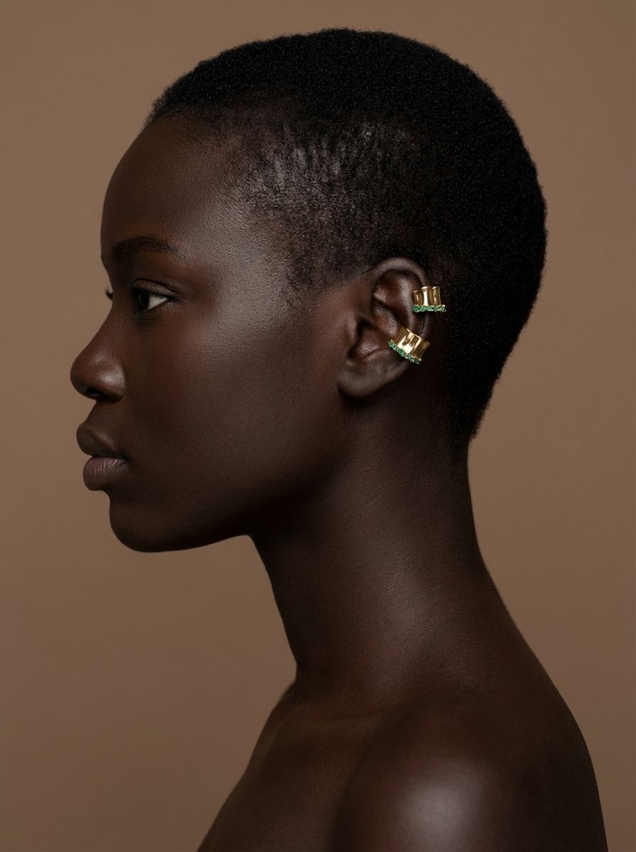 Bolero emerald earcuff