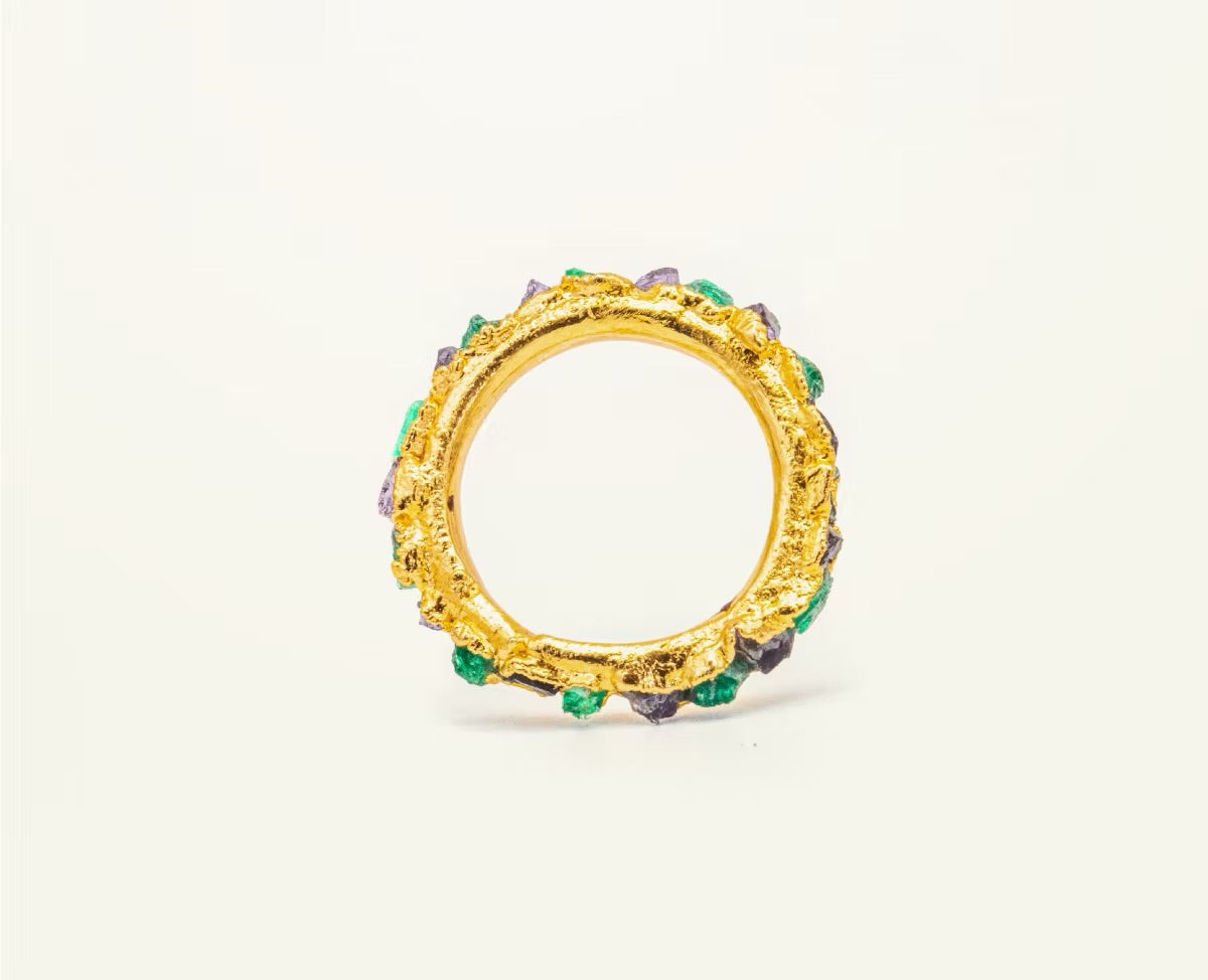 Anillo sin fin mix esmeralda y amatista  - FUSIÓN Premium Collection